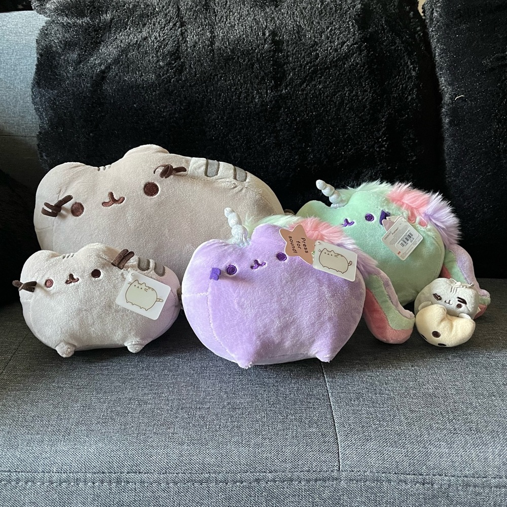 Pusheen Plush Bundle